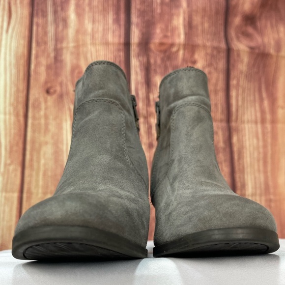 Maurices Rachel Gray faux suede wedge boho bootie boot women’s size 7 - Picture 9 of 17